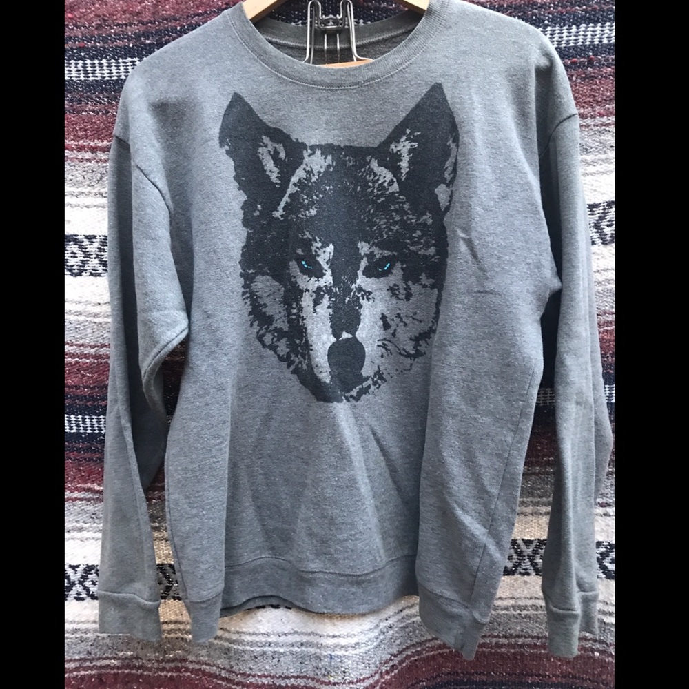 Wolf Sweatshirt: S